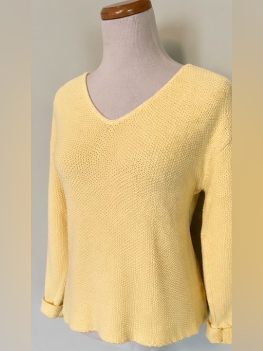 🆕 [Flora] Yellow Cotton Blend V-Neck Sweater Women's Size Medium